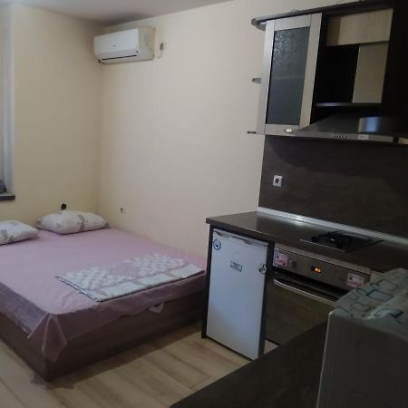 Apartmen Xan Malamir 瓦爾納 外观 照片