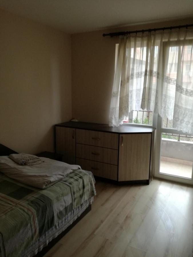 Apartmen Xan Malamir 瓦爾納 外观 照片