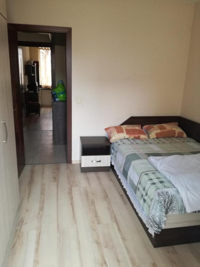 Apartmen Xan Malamir 瓦爾納 外观 照片