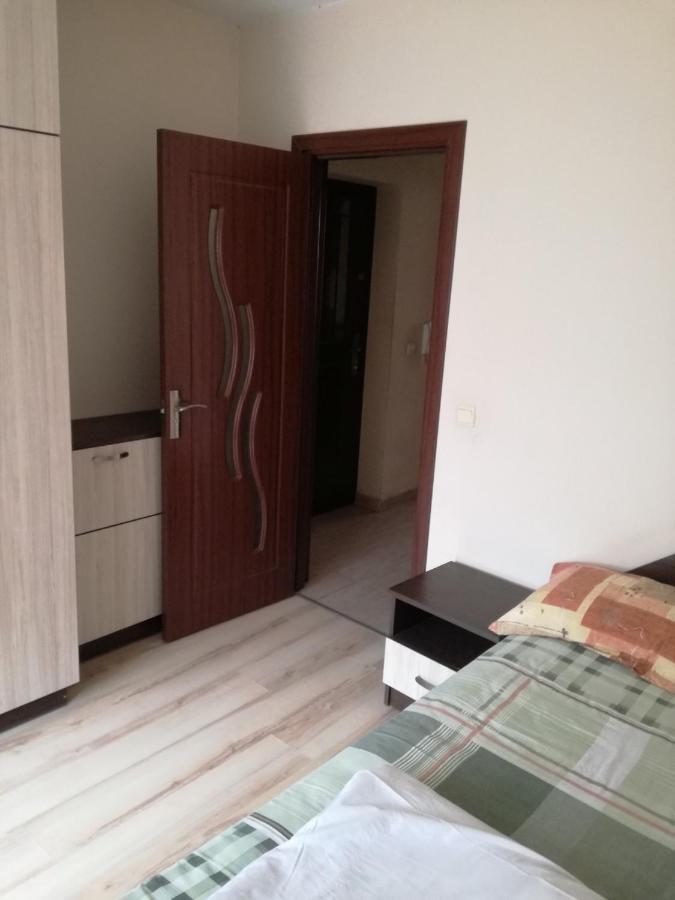 Apartmen Xan Malamir 瓦爾納 外观 照片